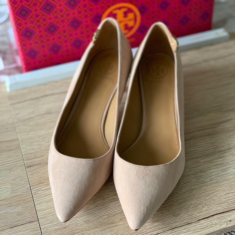 Tory Burch Kitten heel Pump